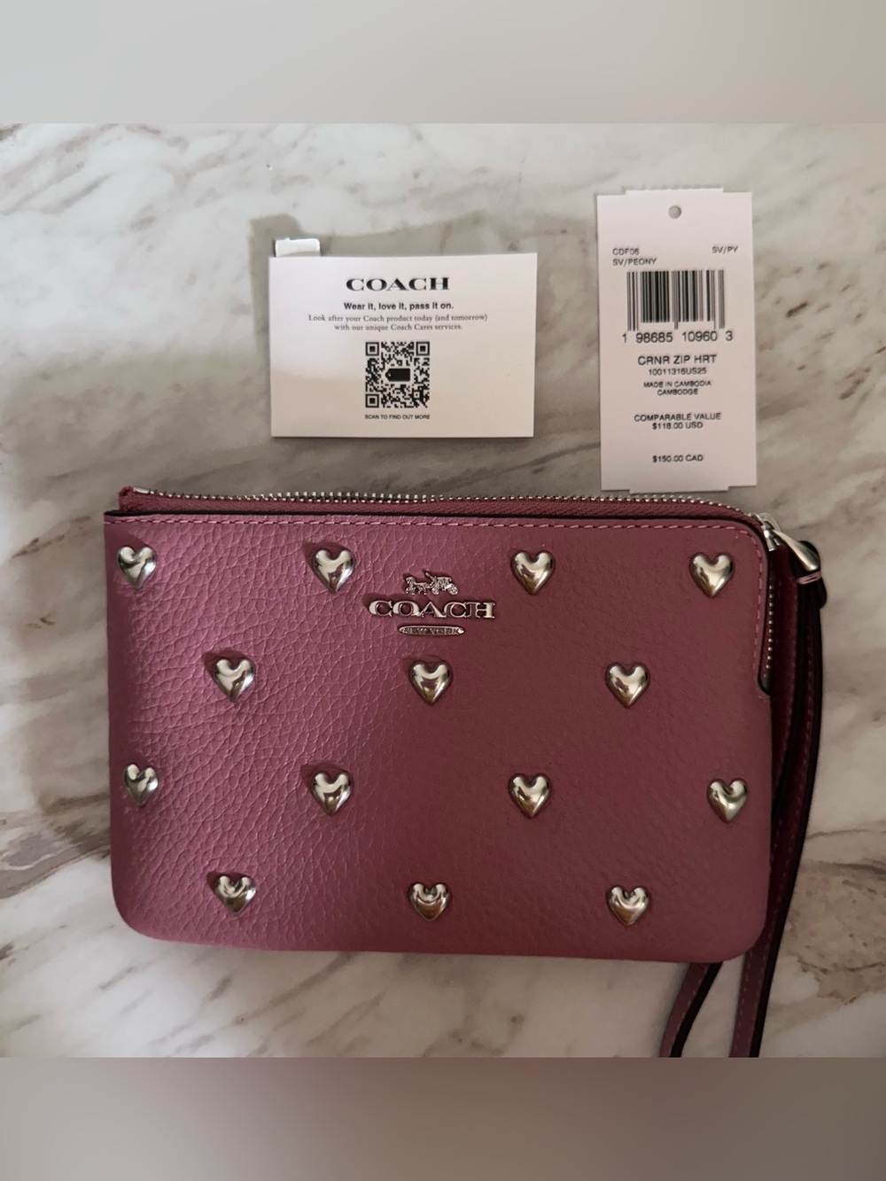 NWT Coach Corner Zip Wristlet With Heart Rivets CDF06 Silver PEONY